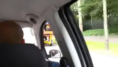 Мужик не растерялся