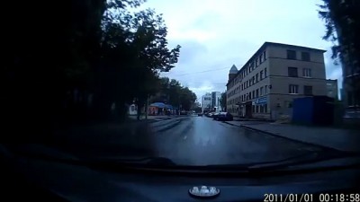 Авария у ТЦ Европа Курск 24 09 13
