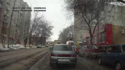 мудак сбил пацана и уехал