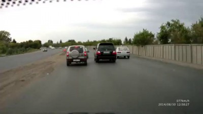 Дорожные войны, Ока vs Land Cruiser