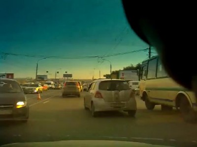 Полицейская "Гранта" на крыше