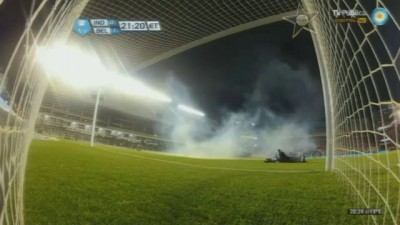 Agresión a Olave (Independiente - Belgrano 2012)