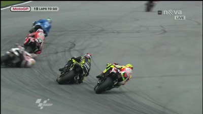 Авария на MotoGP Sepang Малазия 23.10.2011