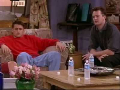 Джо узнает о Монике и Чендлере