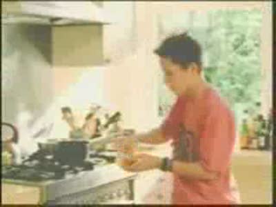 Реклама кальве, тинейджер-фетишист