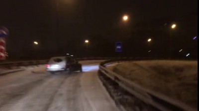 на стоке валим боком