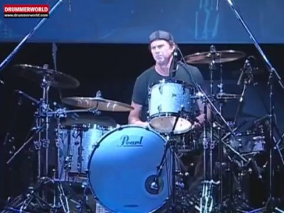 Chad Smith: DRUM SOLO