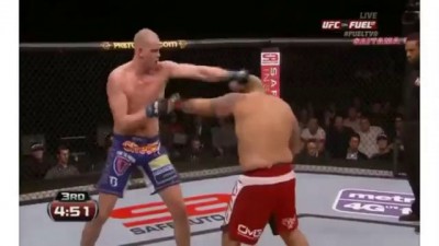 Mark Hunt vs Stefan Struve