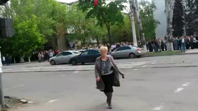 Мариуполь - люди идут на референдум,очереди ! 11.05.2014