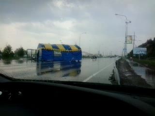 ларек на дороге