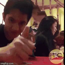 "Хочешь чипсов?"