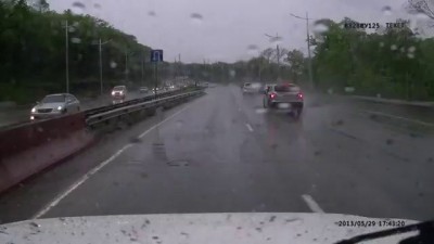 ДТП во Владивостоке 29.05.13 / Красиво летел...