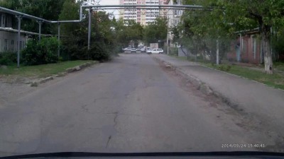 Руля повернул, а про тормоз забыл.