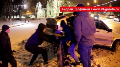 перевернули машину