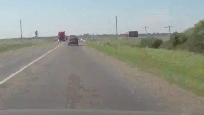 Кирпич из КамАЗа убил пассажирку Audi, видео 18+, 12.06.2012