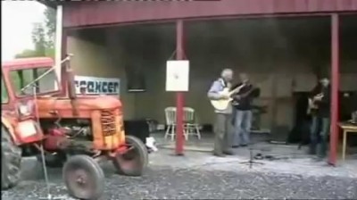 Трактор на ударных