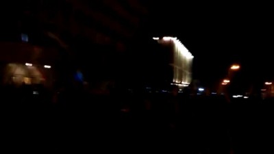 08 04 2014 Луганск! Тысячи людей и гимн России!!!