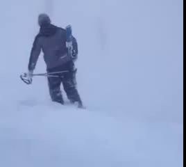 Алкаши приехали покататься в Банско на лыжах