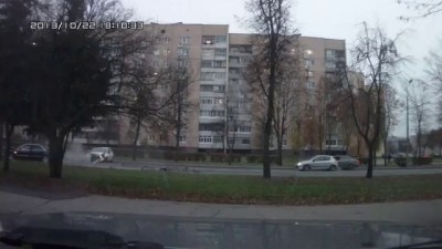 лобовуха на ул. Поповича в Гродно