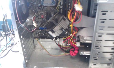 Что-то гремит