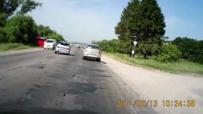 И все-таки он избежал ДТП! 