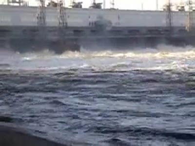 Сброс воды на КАМГЭС