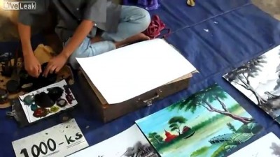 Юный уличный художник