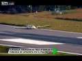 Самолет совершил вынужденную посадку