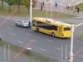 ОМОН бьет автомобили из засады