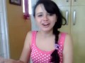 Жестокая отрыжка у девушки