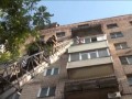 Бабушка повисла на платье, 7 этаж
