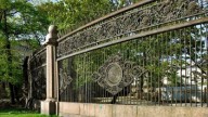 10.Решетка Воронихинского сквера