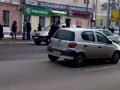 Суровый мужик против алкашей 