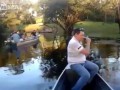 Не купайтесь в водоемах с пираньями