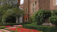 The_Gardens_at_Hampton_Court_-_geograph.org.uk_-_276515