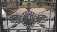 50.Ворота Аничкового дворца