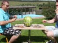 АРБУЗ ЧЕЛЛЕНДЖ, ВЗРЫВАЕМ АРБУЗ РЕЗИНКАМИ (WATERMELON CHALLENGE)