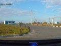 Девушка за рулем Тойота Прадо 120