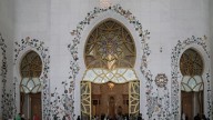 Abu_dhabi,_Moschea_dello_Sceicco_Zayed,_atrio_della_sala_di_preghiera_01