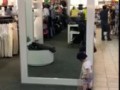 Откуда он взялся? Такой забавный малыш